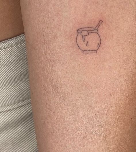 Honey Stick Tattoo, Honey Tattoo Ideas, Small Honey Jar Tattoo, Honeypot Tattoo, Small Cool Tattoos, Honey Jar Tattoo, Honey Pot Tattoo, Baking Tattoo, Honey Tattoo