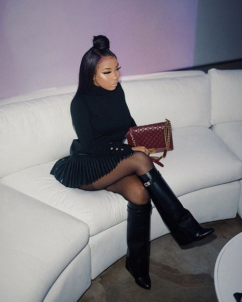 ItGIRL 💎 (@aaliyahjay) • Instagram photos and videos Shark Boots Outfit, Shark Boots, Aaliyah Jay, Boots Outfit Ideas, Givenchy Shark, Givenchy Boots, Aaliyah Style, Black Boots Outfit, Person Sitting