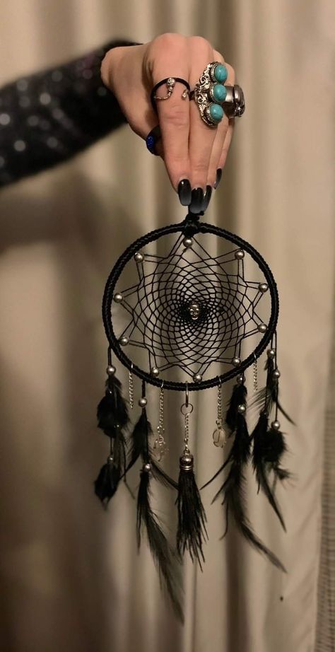 Skull Dream Catcher, Black Dreamcatcher, Black Dream Catcher, Handmade Dreamcatcher, Dreamcatchers, Dream Catchers, Dream Catcher, Art Reference, Macrame