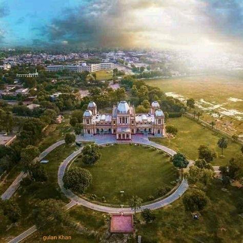 Wonderful Ariel view of Noor Mahal Bahawalpur Punjab Pakistan Noor Mahal Bahawalpur, Noor Mahal, Pakistan Culture, Pakistan Travel, Punjab Pakistan, Islamic Republic, South Asia, Incredible Places, Historical Architecture