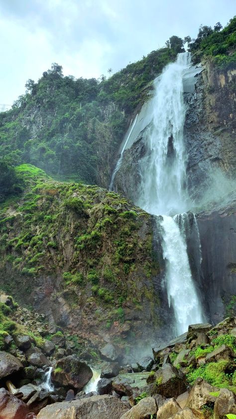 Air terjun ponot merupakan air terjun tertinggi di Indonesia Indonesia, Water