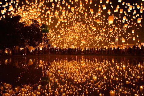 Floating Lantern Festival, Lantern Fest, Lantern Image, Sky Lantern, Festival Aesthetic, Floating Lanterns, Sky Lanterns, Floating Lights, Lantern Festival