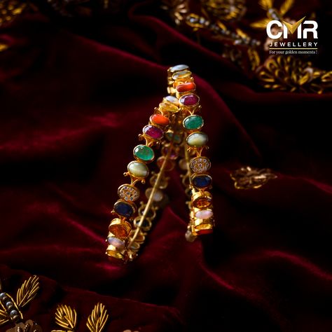 Navaratna Bangles, Navratan Necklace, Bangles Gold, Indian Jewellery Design Earrings, Indian Jewellery Design, Jewelry Design Earrings, South Indian Wedding, South Indian Bride, Design Earrings