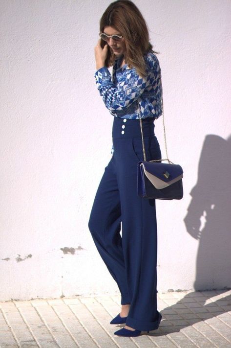 28 Modern ways to Wear Palazzo Pants with other Outfits - Part 3 Blue Palazzo Pants Outfit, Navy Pants Outfit, Palazzo Outfit, Palazzo Pants Outfit, Chic Work Outfit, Gingham Shirt, Outfit Trends, Spring Women, Other Outfits