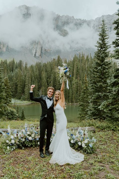 Wedding In The Mountains Colorado, Telluride Colorado Elopement, Summer Mountain Wedding Dress, Ouray Colorado Elopement, Colorado Wedding Photos, Colorado Elopement Photography, Mountain Elopement Photos, Colorado Summer Wedding, Mountain Ceremony