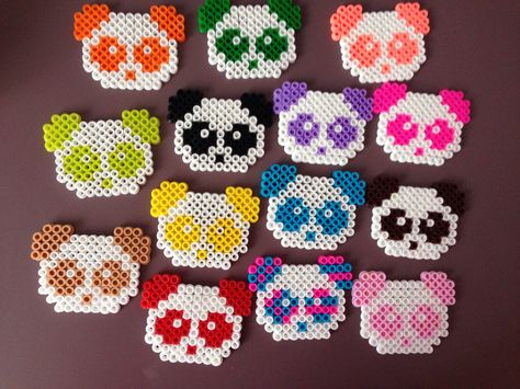 Panda Perler Bead Patterns, Panda Perler Beads, Fuse Beads Ideas Cute, Fuse Beads Ideas, Panda Pink, Hamma Beads Ideas, Easy Perler Bead Patterns, Melty Bead Patterns, Pearl Beads Pattern