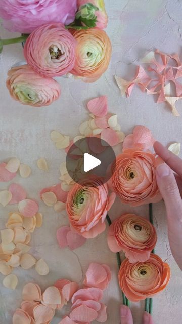 Paper Ranunculus, Ranunculus Paper Flower, Paper Botanicals, Wafer Paper Flowers, Ranunculus Flowers, Paper Flower Wall Decor, Paper Flower Crafts, Hanging Flower Wall, Crepe Paper Flowers