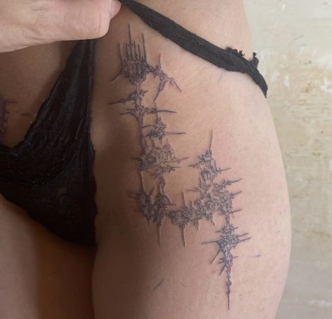 Small Leg Tattoo, Banshee Tattoo, Underboob Tattoo Designs, Thigh Tat, Underboob Tattoo, Stick N Poke Tattoo, Cool Piercings, Poke Tattoo, Makeup Tattoos