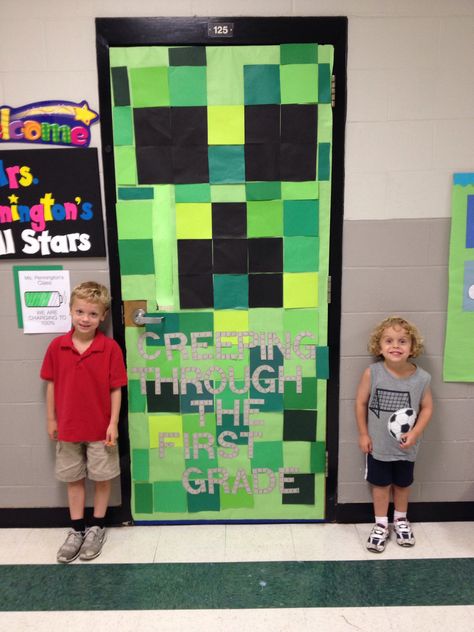 Minecraft classroom door Minecraft Classroom Door, Minecraft Classroom Decorations, Minecraft Door Decoration, Video Game Door Decorations, Fair Minecraft, Minecraft Bulletin Board, Minecraft Club, 5th Grade Games, Minecraft Classroom