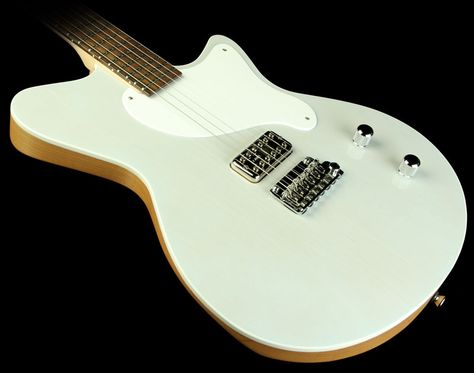 Single pickup guitars - does adding a second pickup ruin the Mojo? Single Pickup Guitar, Coolest Guitars, Guitar Reference, Music Institute, Guitar Obsession, Guitar Finishing, Guitar Kits, Unique Guitars, Guitar Gear