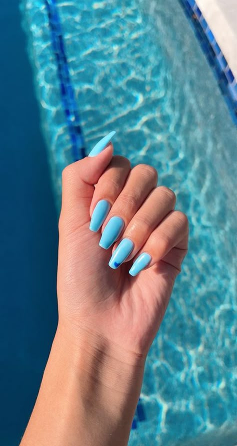 Short Coffin Nails Designs, Cruise Nails, Nicole Laeno, Blue Acrylic Nails, Cute Acrylic Nail Designs, Casual Nails, Exotic Nails, Pink Acrylic Nails, Neon Nails