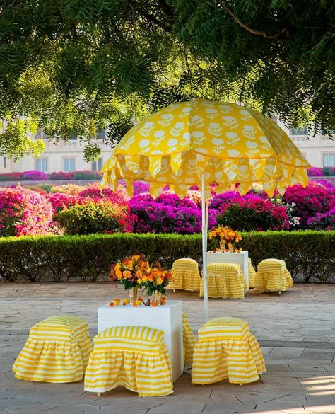 Haldi Guest Seating, Rana Pratap, Haldi Ceremony Decorations, Haldi Decor, Flower Balls, Umbrella Decorations, Haldi Outfit, Marriage Decoration, Mehndi Decor