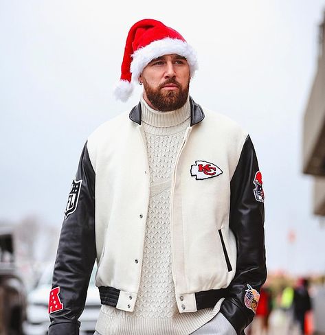 Chiefs Jacket, Kelce Chiefs, White Varsity Jacket, Semi Formal Attire, Travis Kelce, Just Style, Leather Sleeve, Formal Attire, Kansas City Chiefs