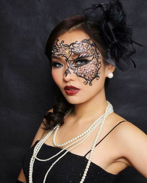 amp-pinterest in action Masquerade Makeup And Hair, Easy Masquerade Makeup, Face Painting Mask Masquerade, Makeup For Masquerade Ball, Masquerade Ball Hairstyles With Mask, Masquerade Make Up, Masquerade Makeup Ideas Simple, Masquerade Hair Ideas, Masquerade Party Hairstyles