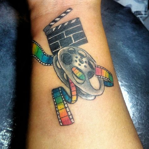 My own version of Clapperboard tattoo and Film... LGBT colors. 😂 Clapperboard Tattoo, Psychology Tattoo, Feather Outline, Lgbt Tattoo, Legs Tattoo, Clapper Board, Artsy Tattoos, Movie Tattoos, Forarm Tattoos