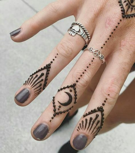 Wiccan Henna Designs, Viking Henna Designs, Henna Halloween Designs, Spooky Henna Designs, Witchy Henna Designs, Halloween Henna Design, Spooky Henna, Witchy Henna, Goth Henna