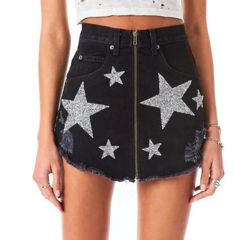 Never Worn Dark-Wash Black Denim Skirt With Sequin Star Appliqus Originally Retailed For $216 Denim Party, Star Patches, Patchwork Denim Skirt, Black Jean Skirt, Patch Denim, Utility Skirt, Festival Skirts, Distressed Denim Skirt, Cowboy Outfits