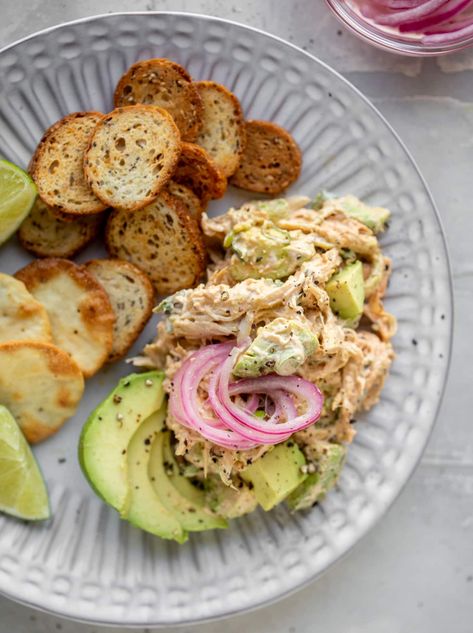 Avocado Chicken Salad with Chipotle and Lime - Avocado Chicken Salad What To Make For Lunch, Summer Chicken, Avocado Chicken, Avocado Chicken Salad, Citrus Chicken, Chicken Avocado, Yummy Lunches, What To Eat, How Sweet Eats