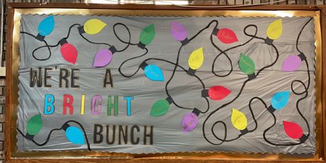 Christmas Lights Bulletin Board Ideas, Happy Holiday Bulletin Boards, Staff Display Board Ideas, Christmas Light Bulletin Board, Holiday Bulletin Boards For School, Christmas Lights Bulletin Board, Christmas Hallways, Christmas Bulletin Board Decorations, Christmas Bulletin Board Ideas