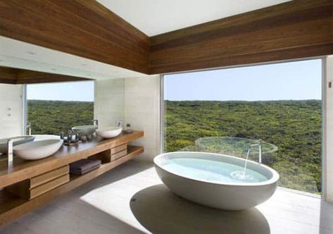 39 Mesmerizing bathrooms welcoming in nature Luxury Hotel Bathroom, Hotel Bathroom Design, Dream Bathtub, Natural Bathroom, Bathroom Design Trends, Hotel Bathroom, Bad Design, Palembang, Luxury Bath