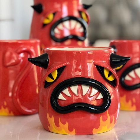 Devil Mug, Scary Ceramics, Halloween Ceramics, Monster Cup, Ceramic Monsters, Fun Mugs, Halloween Everyday, Pottery Ceramics, Clay Art Projects