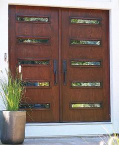 Mid Century Modern Front Door, Mid Century Modern Door, Porte In Ferro, Double Door Entrance, Mid Century Modern Exterior, Best Front Doors, Modern Exterior Doors, Contemporary Front Doors, Exterior Doors With Glass