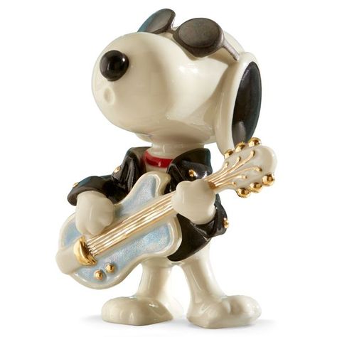 Rockin' Snoopy Figurine by Lenox Snoopy Images, Snoopy Pictures, Snoop Dog, Joe Cool, Snoopy Love, Peanuts Gang, Snoopy And Woodstock, Oui Oui, Peanuts Snoopy