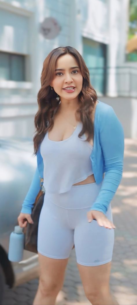 Neha Sharma Outfits, Neha Sharma, Outfits Aesthetic, India, Summer Outfits, Beauty