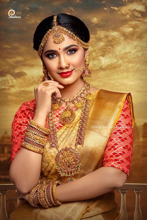 Photo By New Ideas Fashions Jewellery - Jewellery Indian Bride Poses, Indian Bride Photography Poses, Bride Photos Poses, Indian Wedding Poses, Pengantin India, Bridal Makeup Images, Indian Bridal Photos, Bridal Photography Poses, Indian Wedding Couple Photography