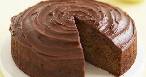 One-bowl chocolate cake Aussie Recipes, Cakes Slices, Chocolate Fudge Icing, Easy Cakes, Weekly Recipes, Mix Chocolate, Cold Cake, Chocolate Cake Recipe Easy, Butter Cake Recipe