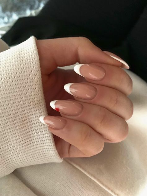 French Top With Heart, French Manicure With Heart, White French Nails, White Manicure, Heart Red, Summer Acrylic Nails, White French, Art Nails, Heart Nails