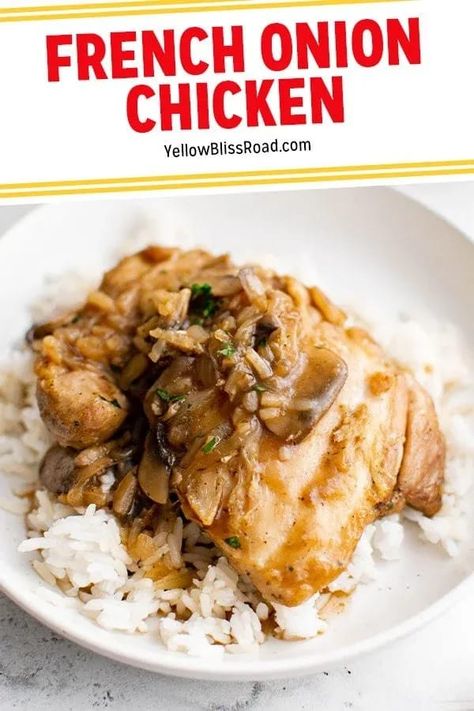 French Onion Chicken is an easy weeknight dinner that takes less than 30 minutes to make. Tender chicken thighs in a rich, creamy onion gravy. Onion Soup Mix Chicken Thighs, French Onion Chicken Crockpot, French Fried Onion Chicken, Onion Soup Mix Recipe, Braised Chicken Thighs, Easy Chicken And Rice, Lipton Onion Soup Mix, French Onion Chicken, Onion Soup Recipes