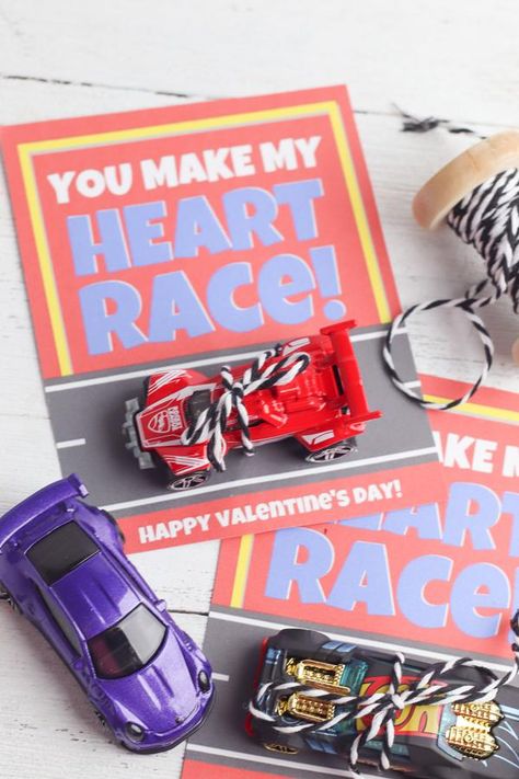 Hot Wheel Valentine Box Ideas, Race Car Valentines, Hot Wheels Valentine, Non Candy Valentines, Valentines For School, Classroom Valentines Party, Candy Valentines, Pinterest Valentines, Roses Valentine