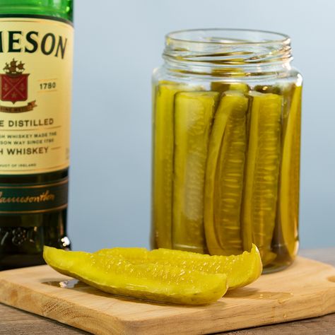 Whiskey Pickles, Coffee Jello Shots, Pickle Shot, Good Whiskey Drinks, Pickles Homemade, Breakfast Shot, Whiskey Party, Peach Whiskey, Best Whiskey