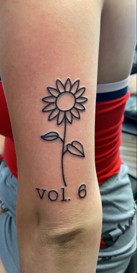 Sunflower Vol 6 Tattoo, Hs Tattoo, Harry Styles Sunflower Vol 6, Harry Styles Tattoos Inspiration, 1d Tattoos, 6 Tattoo, One Direction Tattoos, Harry Tattoos, Taylor Swift Tattoo