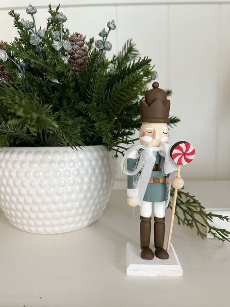 Christmas crafts, DIY painted nutcracker and painted ornaments, cozy cottage, classic Christmas Nut Cracker Painting, Nutcrackers Diy Paint Ideas, Hand Painted Nutcracker Diy, Nutcracker Crafts Diy, Paint Your Own Nutcracker, Paint Nutcracker Diy, Nutcrackers Diy Paint, Painting Nutcracker Ideas, Diy Painted Nutcracker