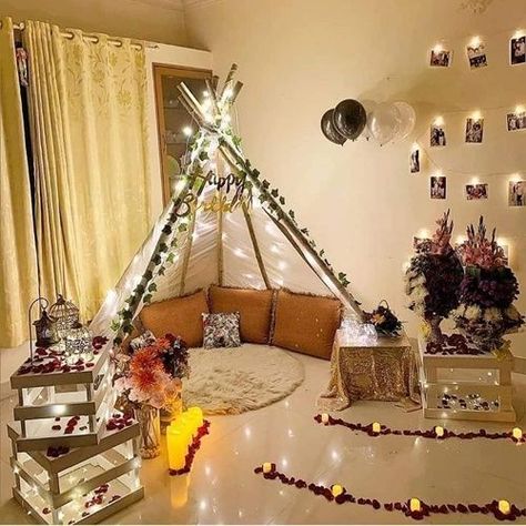 Canopy Decoration Ideas, Decoration Ideas For Birthday, Surprise Birthday Decorations, Indoor Tents, Decoration For Party, Birthday Decorations At Home, Preschool Decor, Bedroom Hacks, Ramadan Kareem Decoration