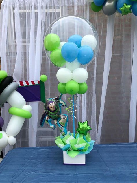 Toy Story Centerpieces, Buzz Lightyear Birthday Party, Buzz Lightyear Party, Buzz Lightyear Birthday, Toy Story Party Decorations, 2nd Birthday Party For Boys, Toy Story Baby, Toy Story Birthday Party, Birthday Toys