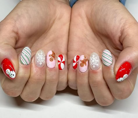 Preppy Christmas Nails Almond, Christmas Nails Crazy, Tacky Christmas Nails, Christmas Nails Ideas Holiday, Preppy Christmas Nails, Crazy Christmas Nails, Funky Christmas Nails, Christmas Present Nails, Preppy Nails