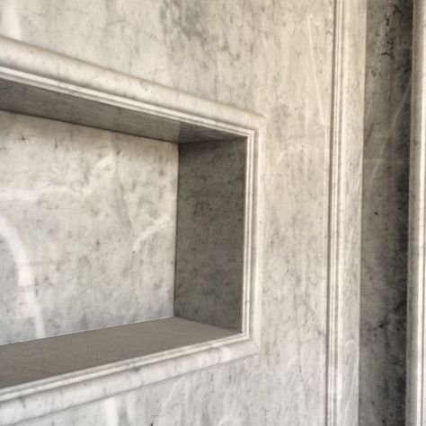 Stationery Store Design, Marble Pattern Design, Bathroom Niche, Living Room Decor Lights, Marble Detail, House Interior Design Styles, Washroom Design, Door Design Modern, Shower Niche