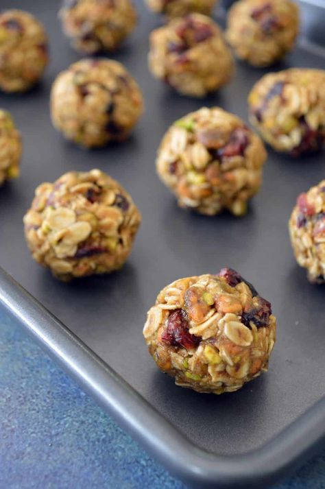 No-Bake Cranberry Pistachio Energy Bites Recipe | Healthy Family Project Pistachio Recipes Healthy, Energy Bites Recipe Healthy, Tournament Snacks, Pistachio Energy Bites, Trail Mix Healthy, Protein Balls Vegan, Energy Bites Recipe, Soy Tofu, Energy Bites Healthy