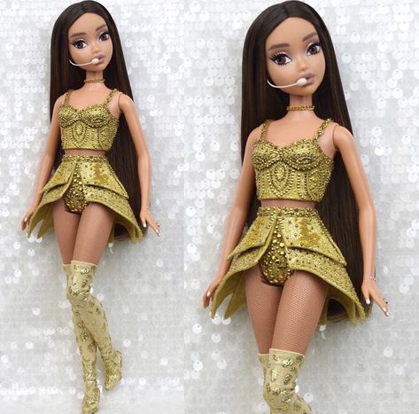 Ariana Grande Doll, Ariana Grande 2018, Celebrity Barbie Dolls, Ariana Merch, Vma Performance, Ariana Perfume, Lilly Pulitzer Outfits, God Is A Woman, Ariana Grande Drawings