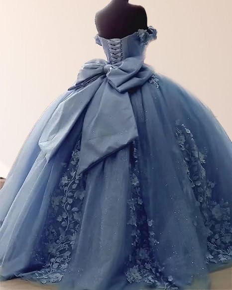 Quinceanera Dresses Green, Xv Dresses, Ball Gown Quinceanera Dresses, Quinceanera Dresses Red, Off Shoulder Ball Gown, Dark Red Dresses, Quinceanera Dresses Blue, Red Dresses Classy, Blue Tulle