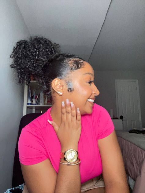 Bun Hairstyles On Natural Hair, High Curly Bun Black Women, Curly Bun Black Women, Hairstyles For Work Black Women, High Bun Black Women, 3 Part Bun, High Bun Curly Hair, Mid Bun Hairstyles, High Bun On Natural Hair