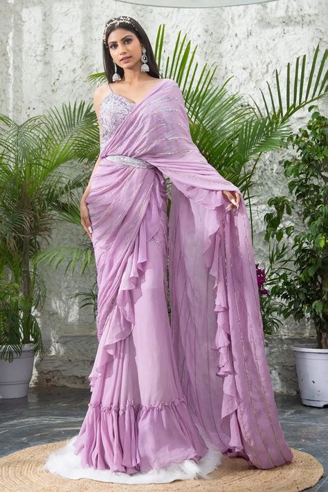 Lavender Ruffle Saree, Reception Saree For Bride Sister, Farewell Party Saree, Party Wear Saree Look, Saree Look For Wedding, Party Wear Saree Blouse, Desi Party Wear, Saree Farewell, Lavender Saree