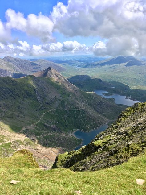 Mount Snowdon Wales, North Wales Aesthetic, Wales Scenery, Uk Mountains, Snowdonia Mountain, Wales Mountains, Snowdon Mountain, Mount Snowdon, Welsh Landscape