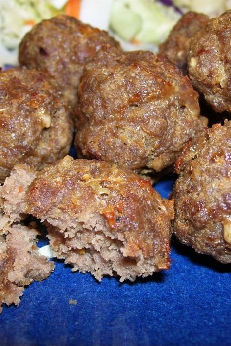 Moist Meatballs, The Best Meatballs, Makanan Italia, Best Meatballs, Meatball Recipes Easy, Tasty Meatballs, Beef Meatballs, Homemade Meatballs, Cookout Food