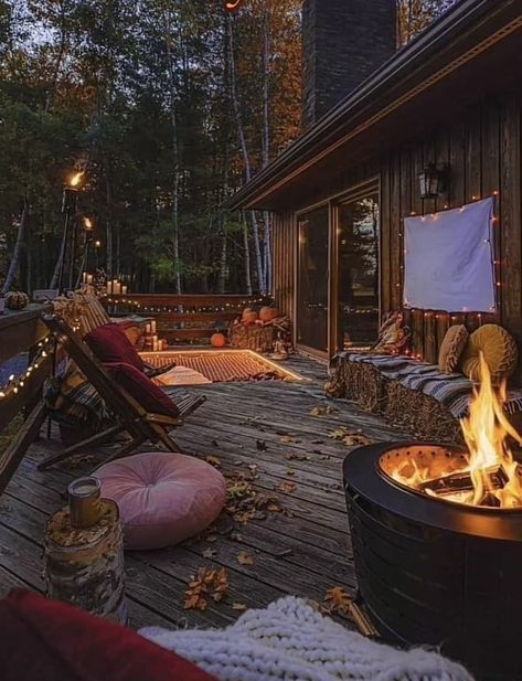 Bonfire Party Ideas Backyard, Bonfire Party Ideas, Cabin Aesthetic, Bonfire Party, Cabin In The Woods, Cabin Life, Cozy Cabin, Cabin Homes, Cabins In The Woods