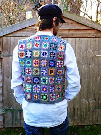 Tiny Granny Squares, Crochet Waistcoat, Crochet Men, Hippie Crochet, Crochet Vest Pattern, Crochet Cap, Crochet Blog, Crochet Fabric, Granny Squares Pattern