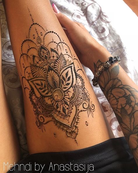 Mandela Tattoo, Thigh Tat, Marquesan Tattoos, Tattoo Henna, Cat Tattoos, Inspiration Tattoos, Leg Tattoos Women, Tattoo Girls, Leg Sleeve Tattoo